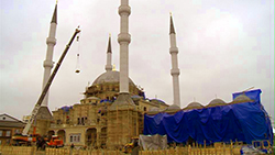 В Гехи строится мечеть на пять тысяч мест