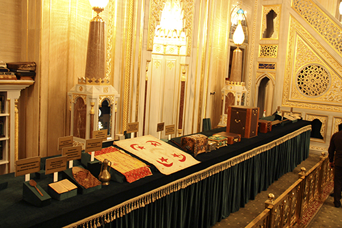 В Грозном прошла выставка священных реликвий