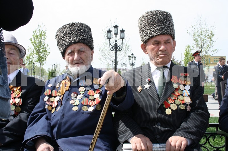 Чеченские герои великой отечественной войны презентация