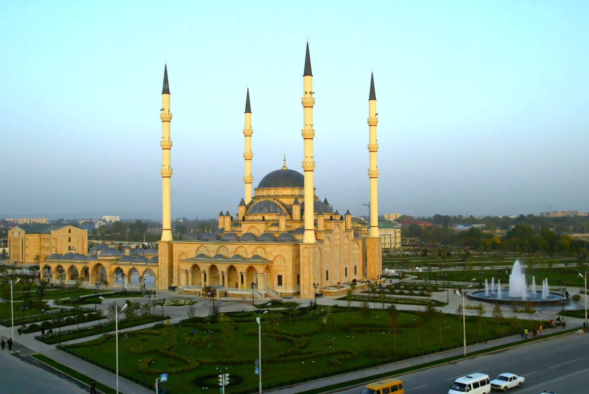 Фото мечеть сердце чечни в грозном фото