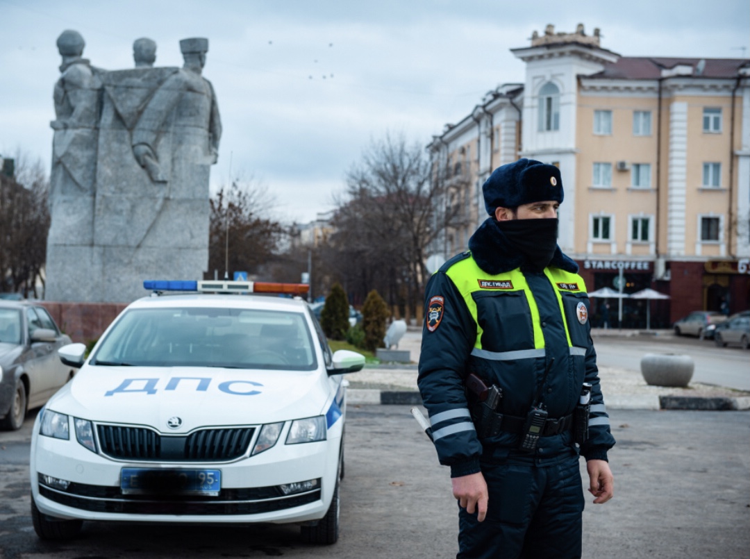 В ЧР экипаж ДПС помог оперативно доставить ребёнка в больницу |  Информационное агентство 