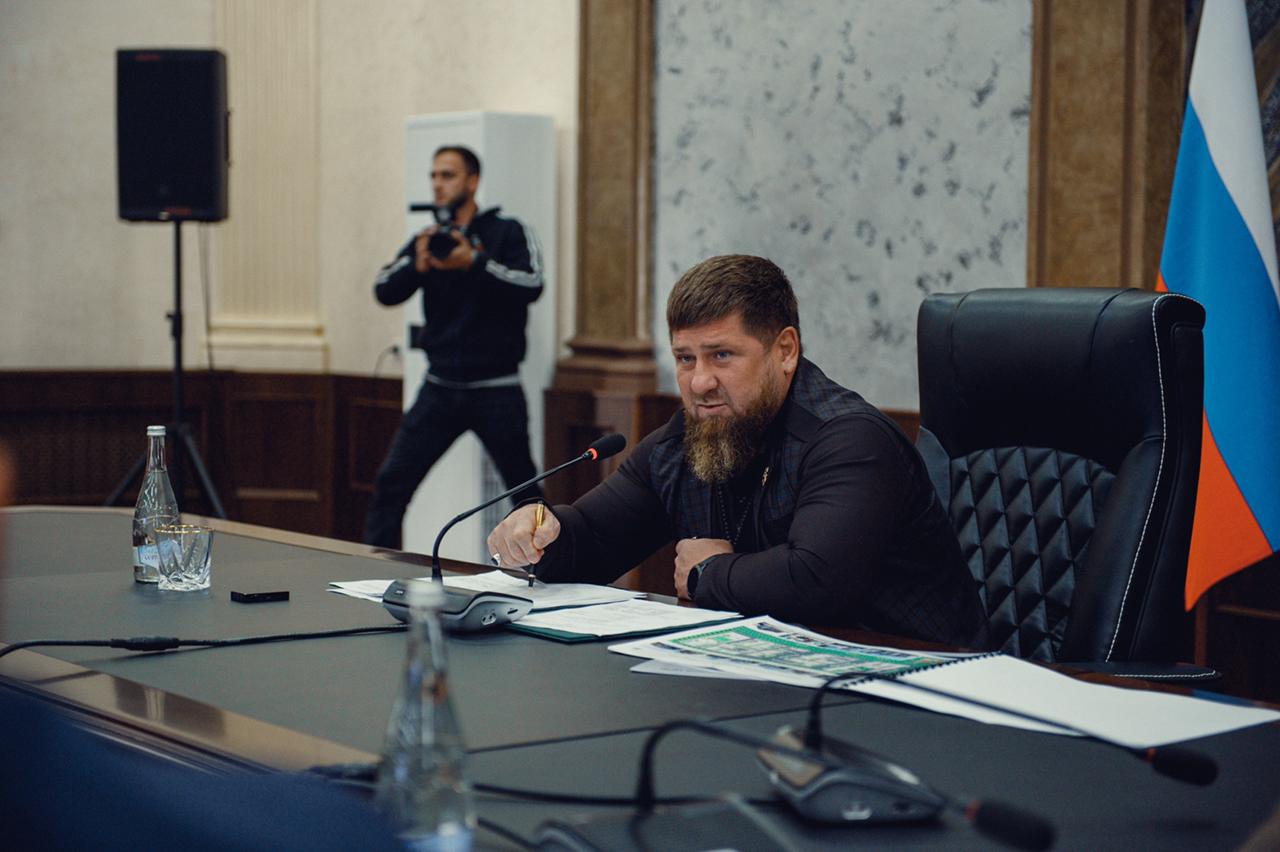 Чеченская республика руководство