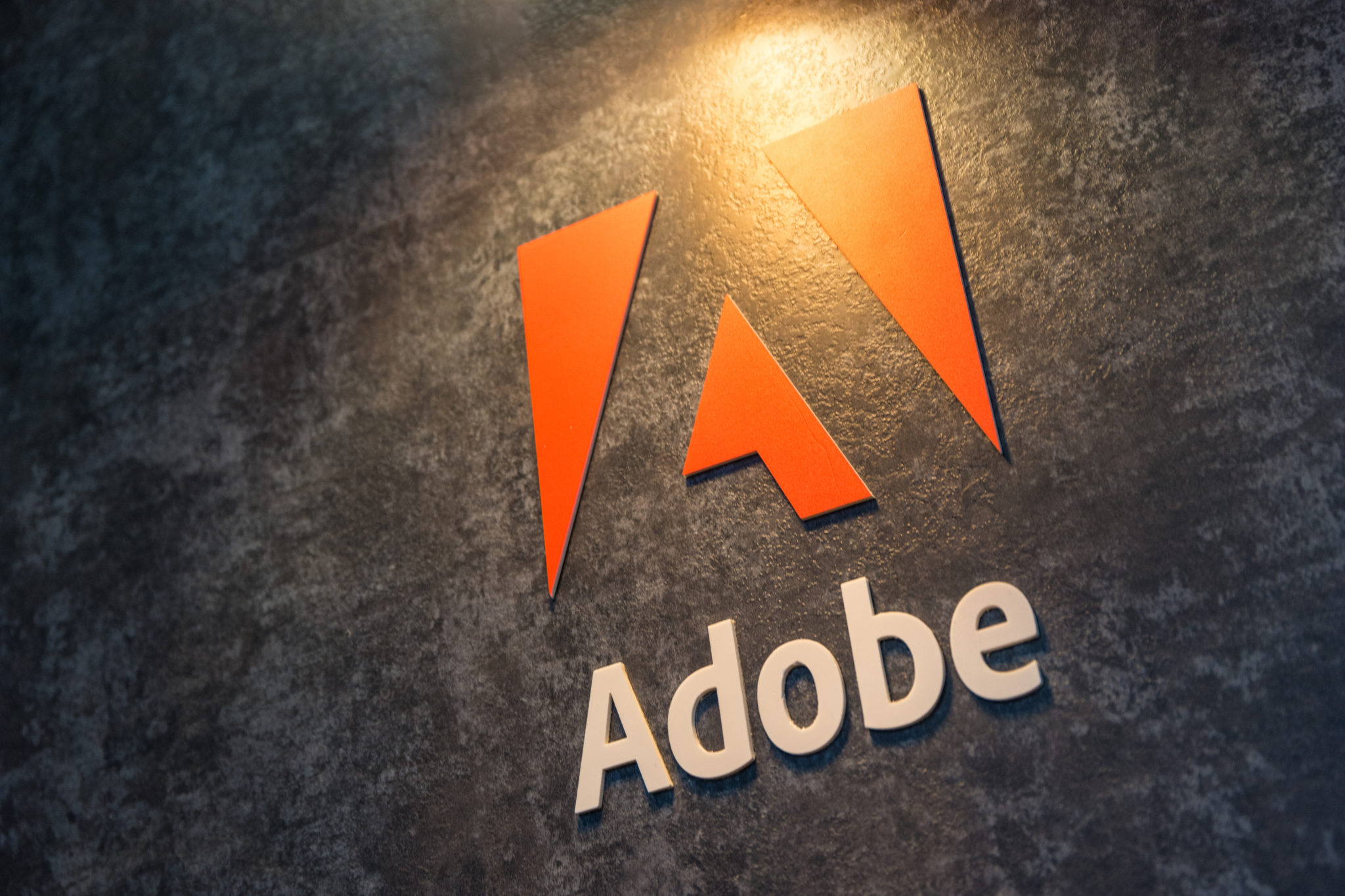 Adobe прекращает работу в России | 06.03.2022 | Грозный - БезФормата