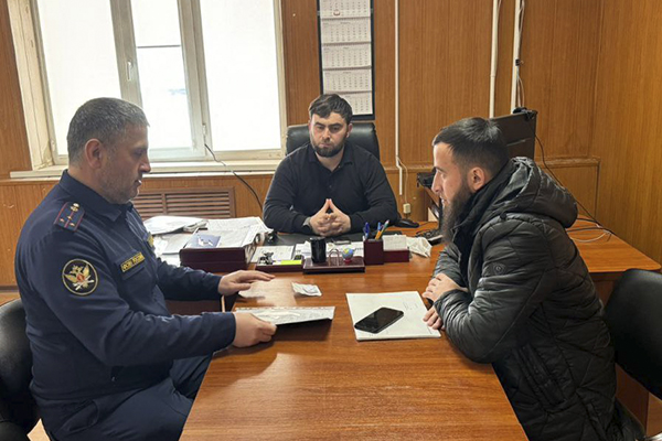 Цуев ильяс чеченэнерго. Грозный фото 2022. Грозный фото 2022. Иа грозный информ. Строй молл грозный.