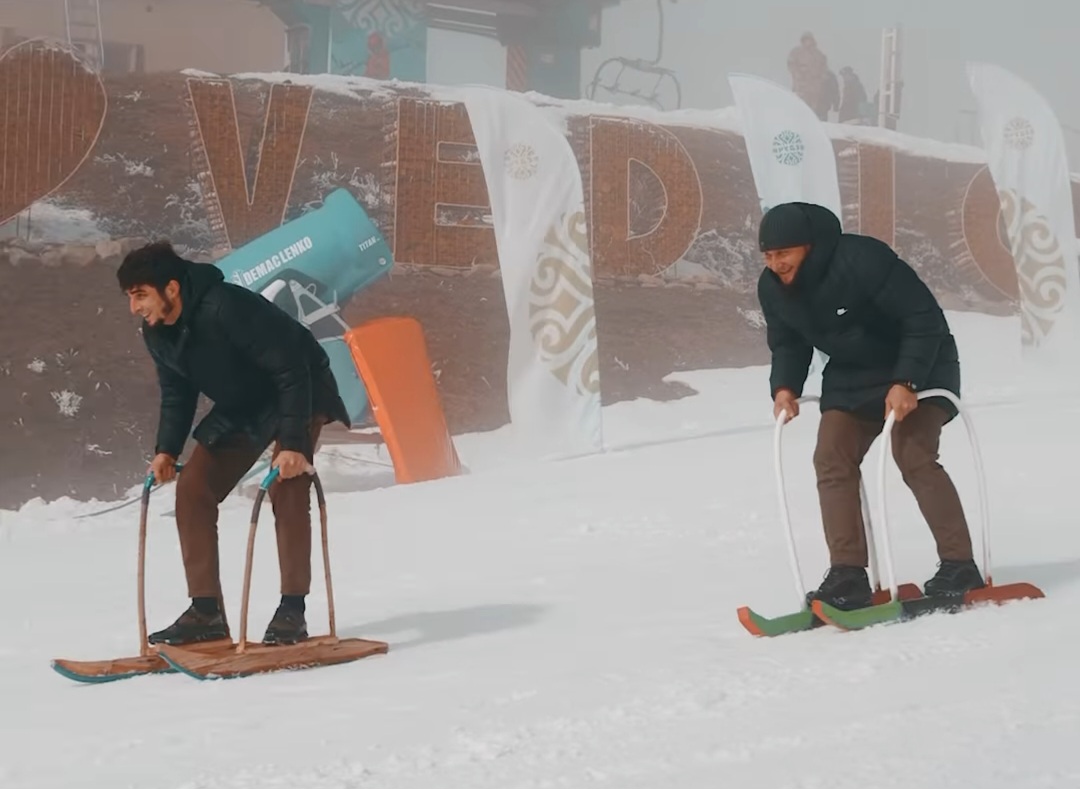 горнолыжка снежная. курорт снежный. используя сайт горнолыжного курорта снежок. лисья гора горнолыжный комплекс. склон снежный коробицыно.